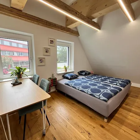 Haus 30 * 采尔特韦格