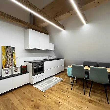 Apartment Haus 30 Zeltweg